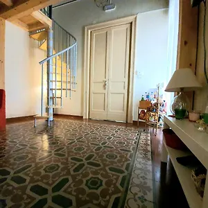 Lina's House Appartamento Aeroporto di Catania Fontana Rossa
